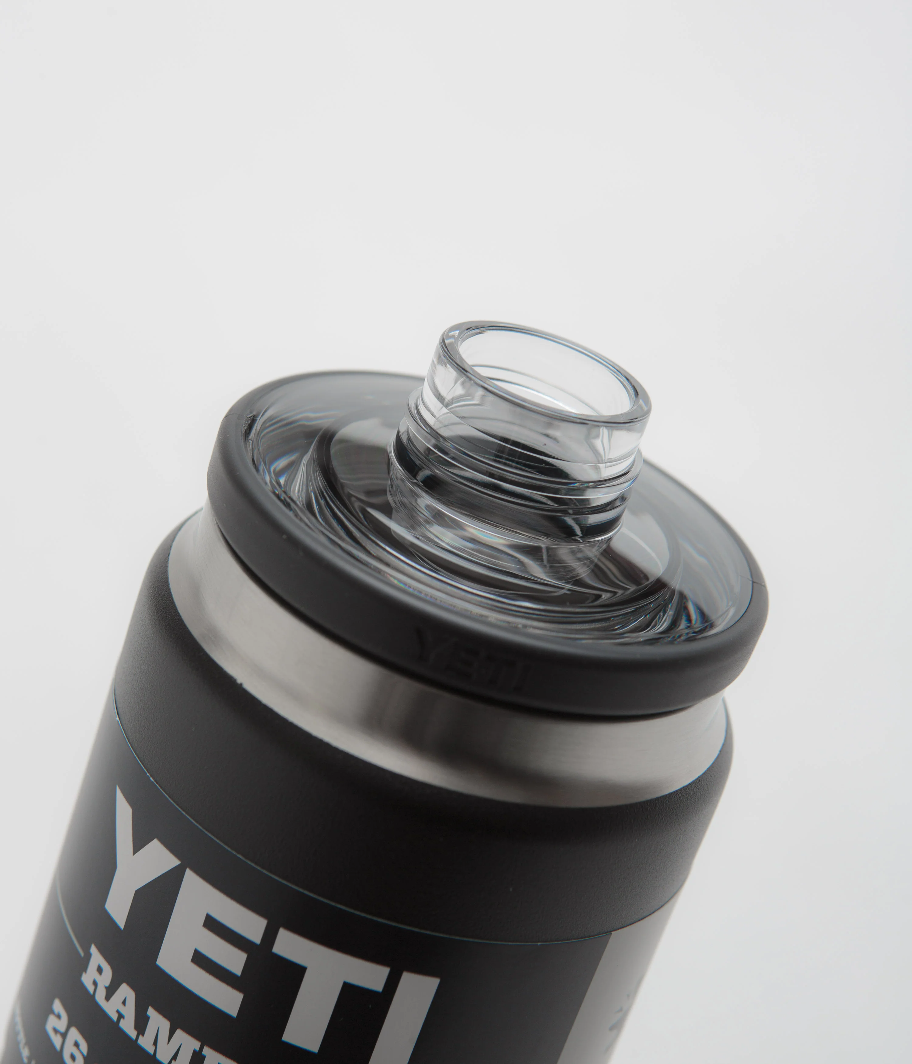 Yeti Chug Cap Rambler Bottle 26oz - Black - Image 4