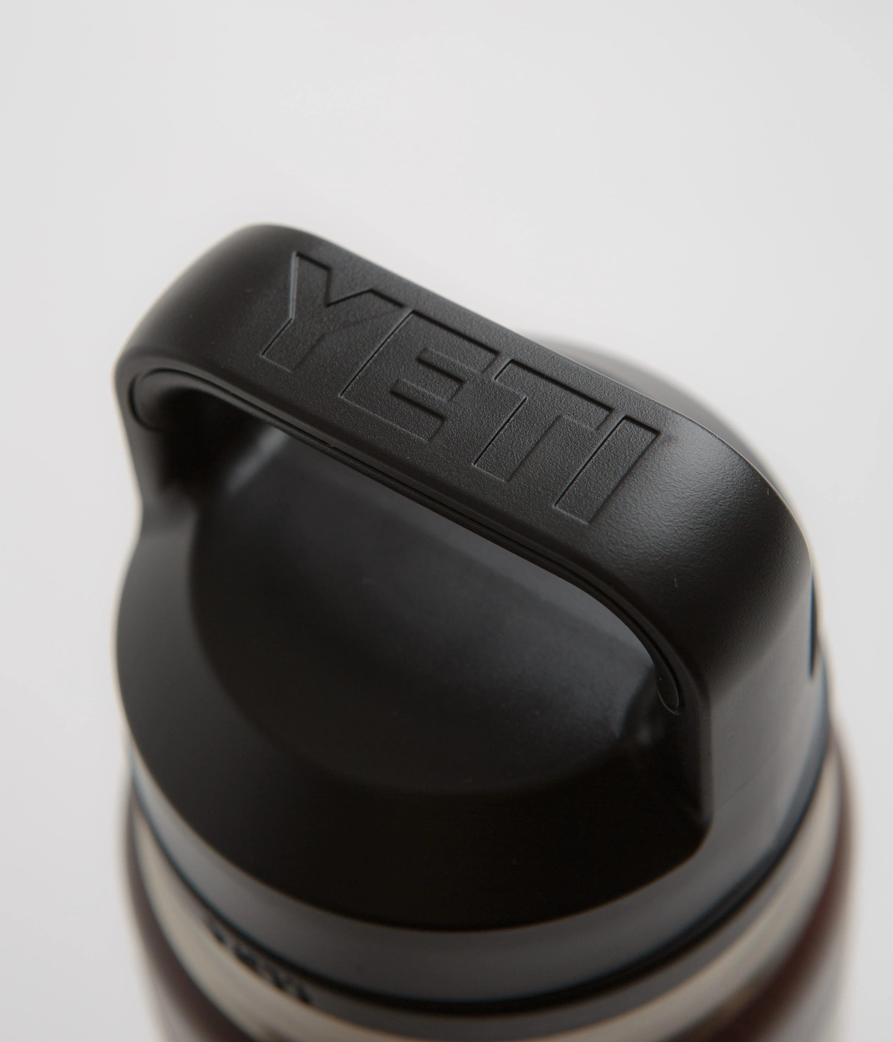 Yeti Chug Cap Rambler Bottle V2 26oz - Wetlands Brown - Image 3