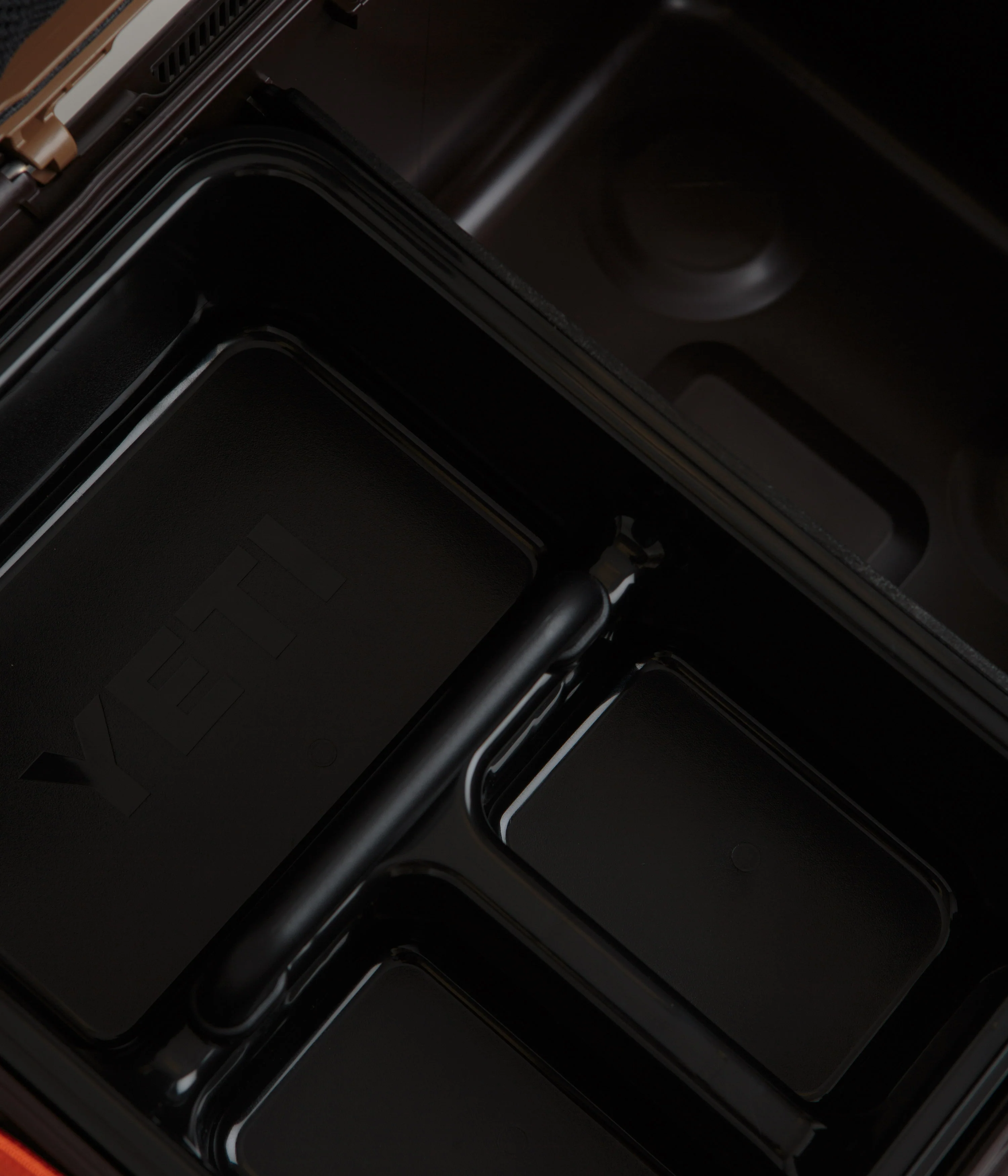 Yeti Loadout 30 Go Box - Wetlands Brown - Image 6
