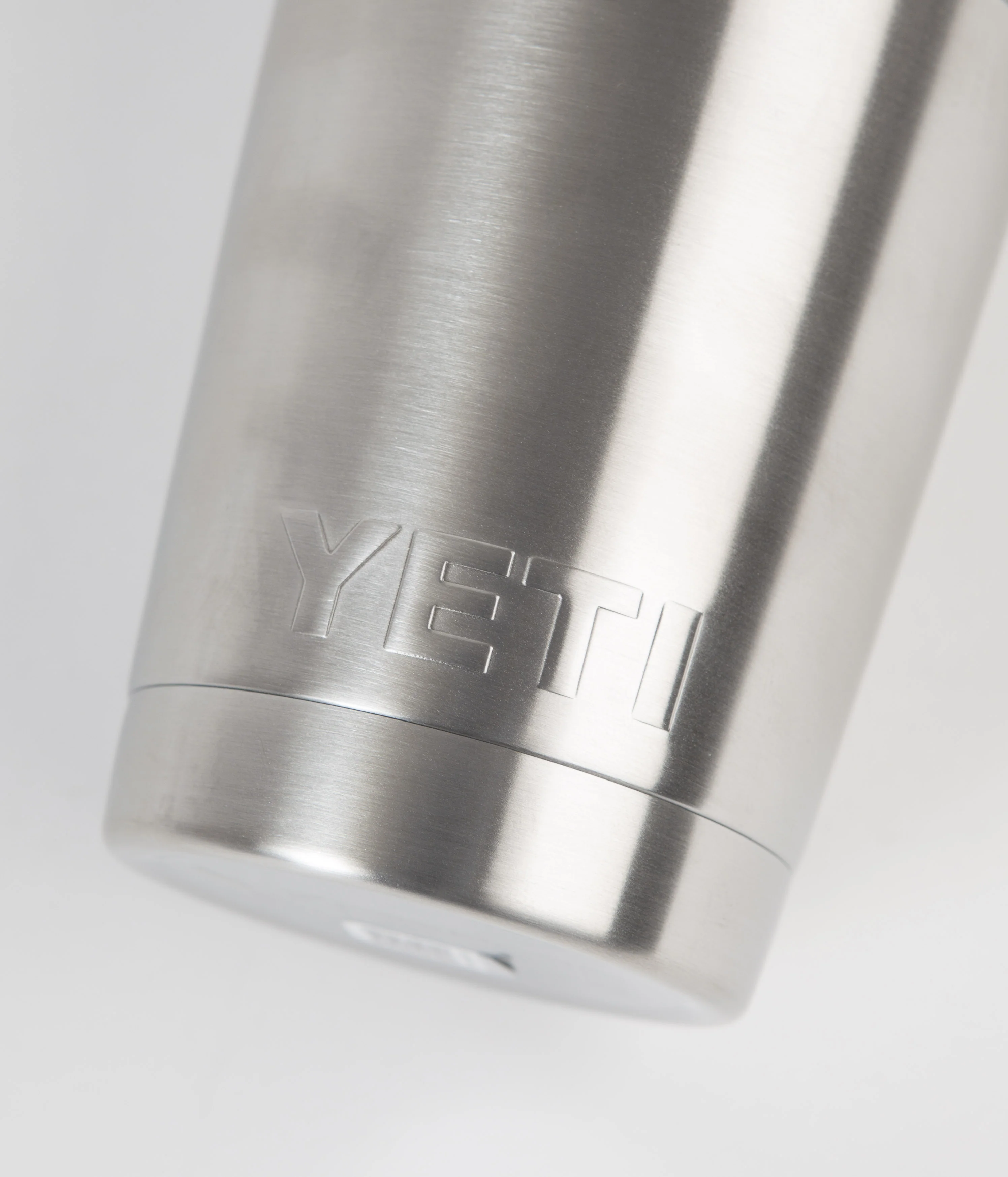 Yeti Rambler Tumbler 20oz - Stainless Steel - Image 2
