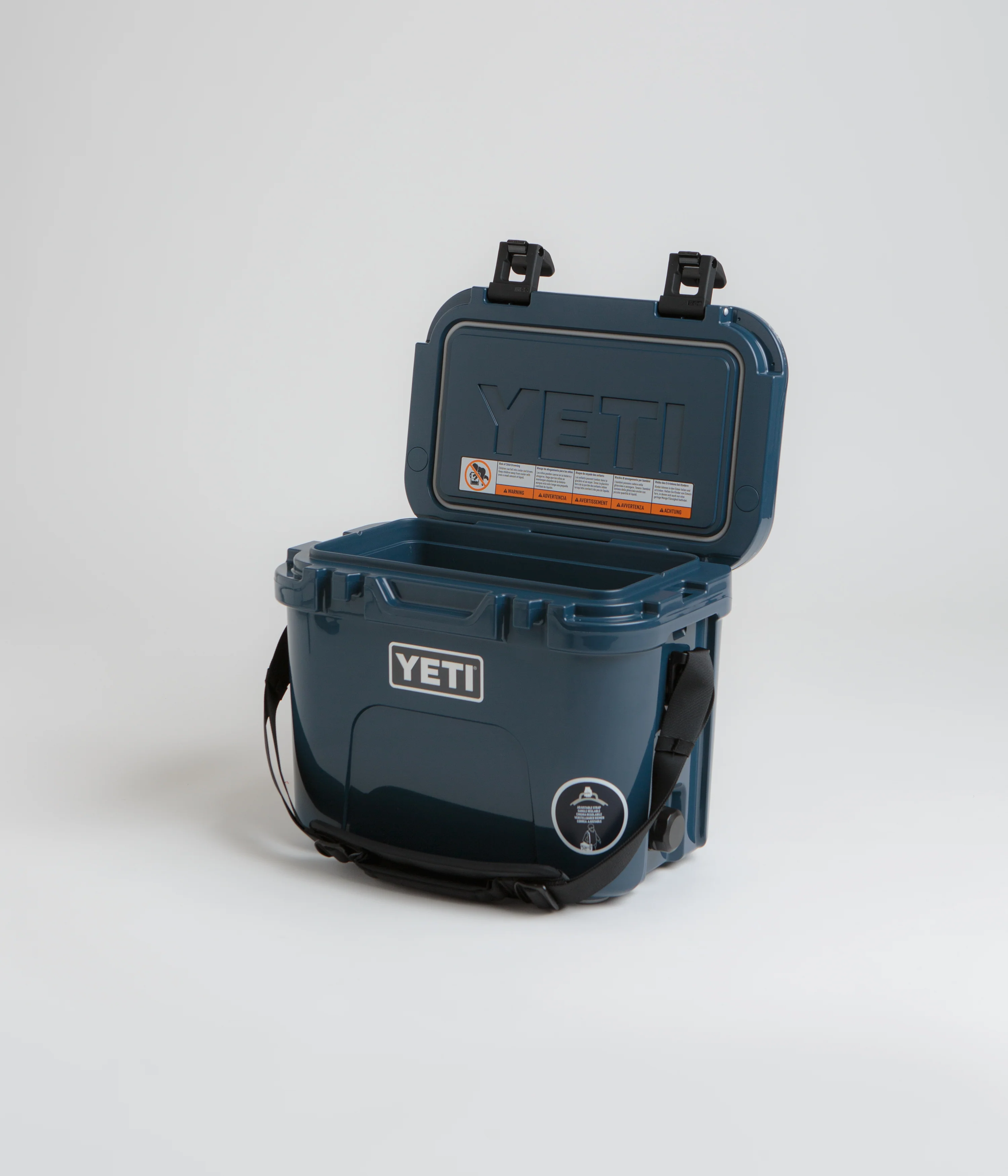 Yeti Roadie 15 Hard Cooler - Navy - Image 3