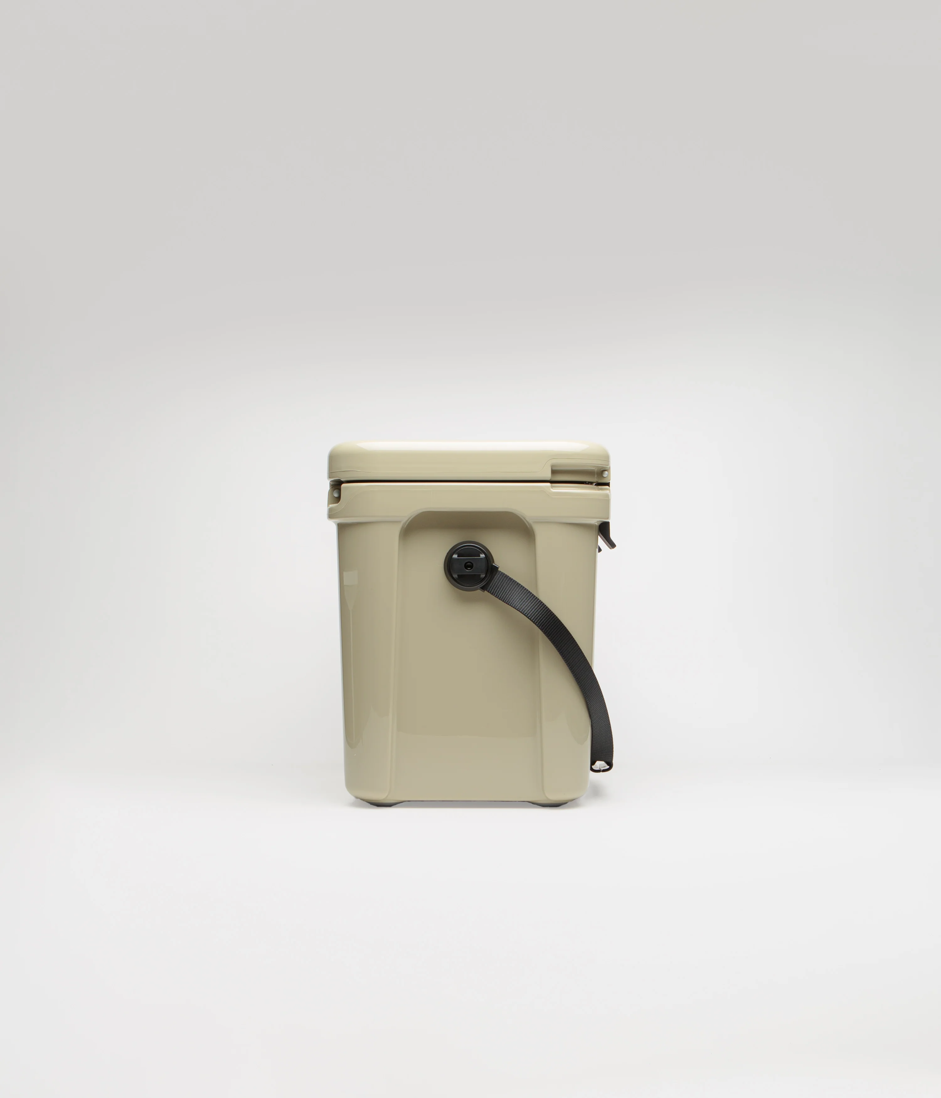 Yeti Roadie 24 Hard Cooler - Tan - Image 2