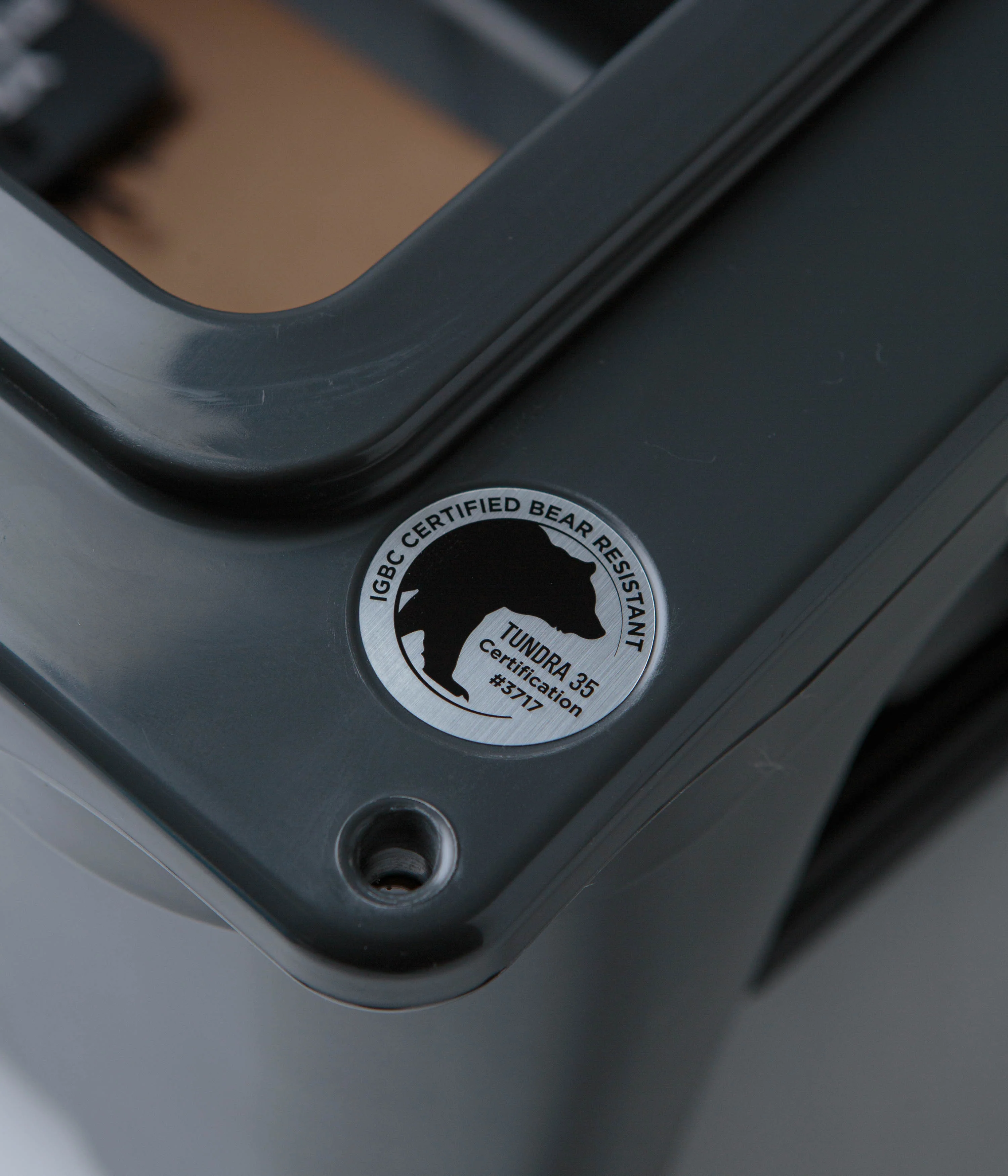 Yeti Tundra 35 Hard Cooler - Charcoal - Image 5