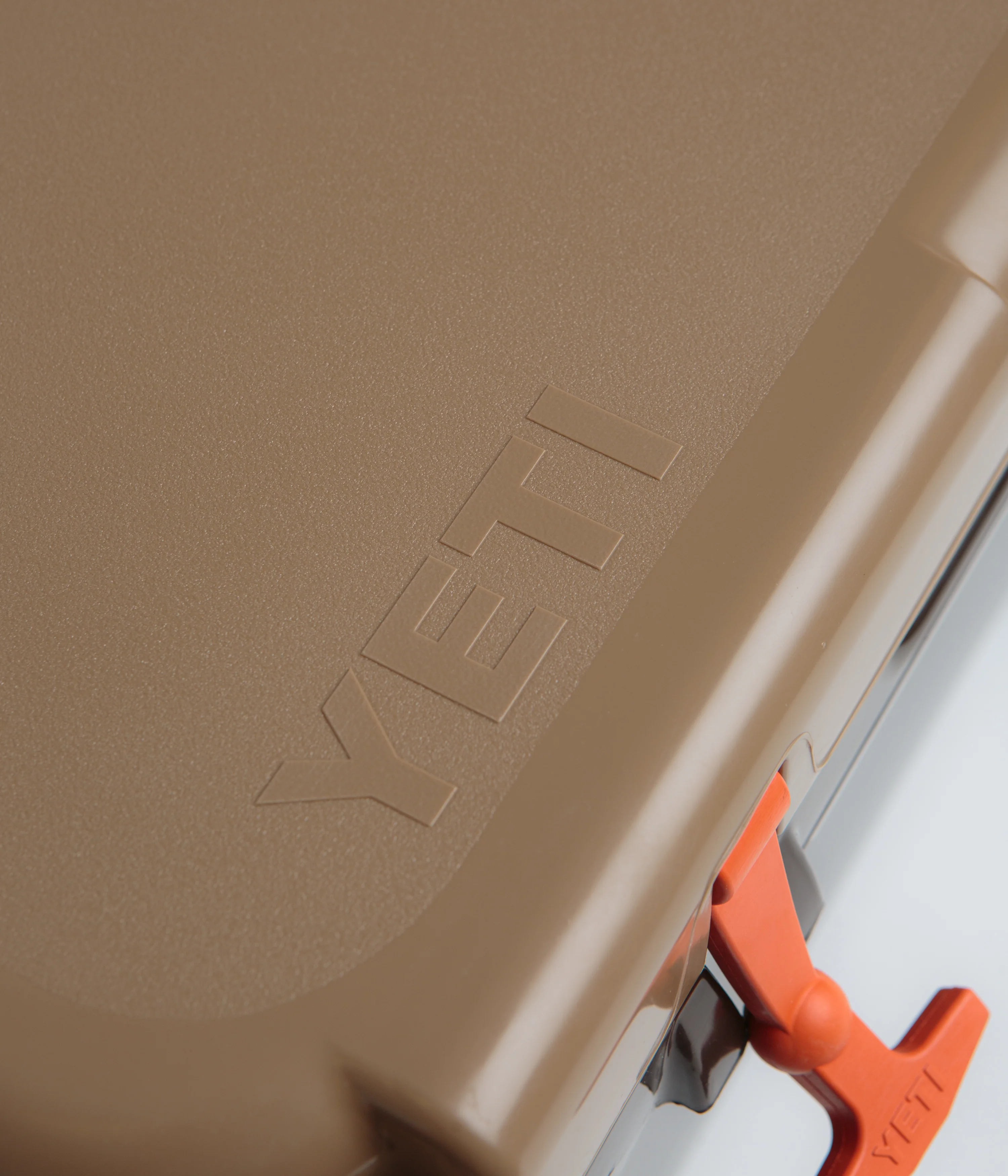 Yeti Tundra 35 Hard Cooler - Wetlands Brown - Image 5